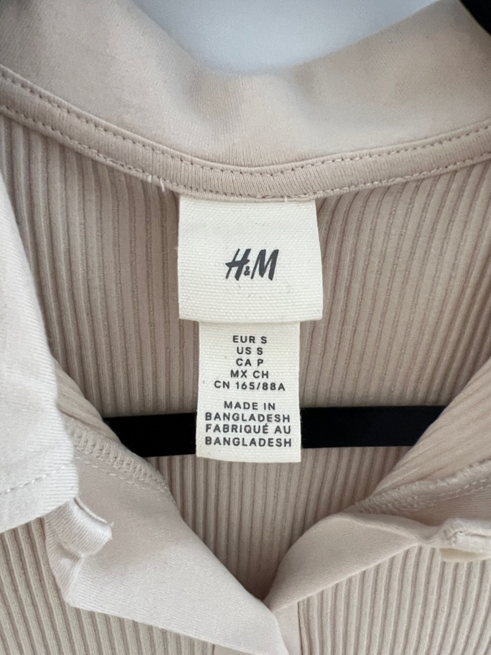 H&M Ribbed Button-Down Top in Beige - Picture 2 of 3